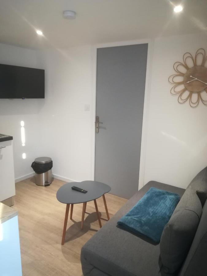 Appartement Calme Saint-Maixent-l'Ecole Bagian luar foto
